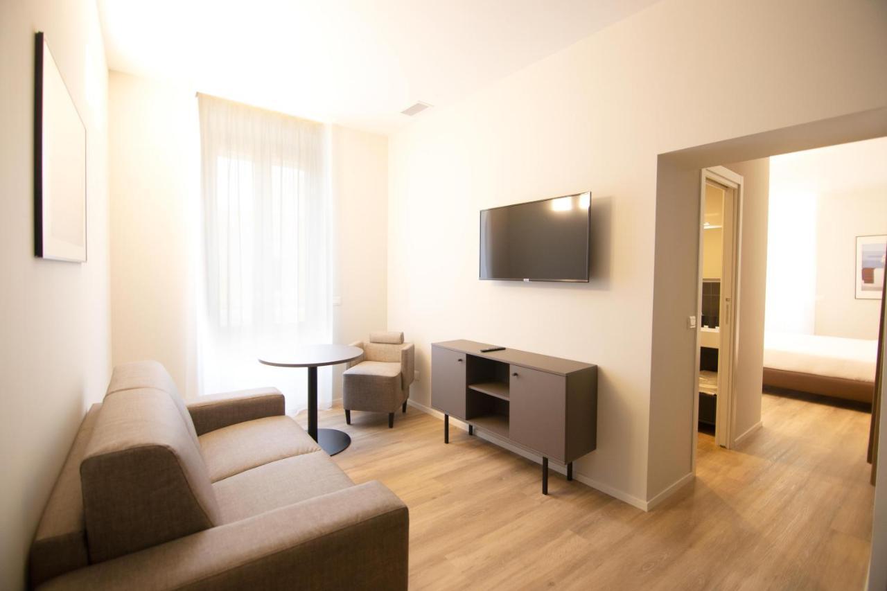 ברינדיזי Palazzo Bellocchi - Suites & Apartments מראה חיצוני תמונה