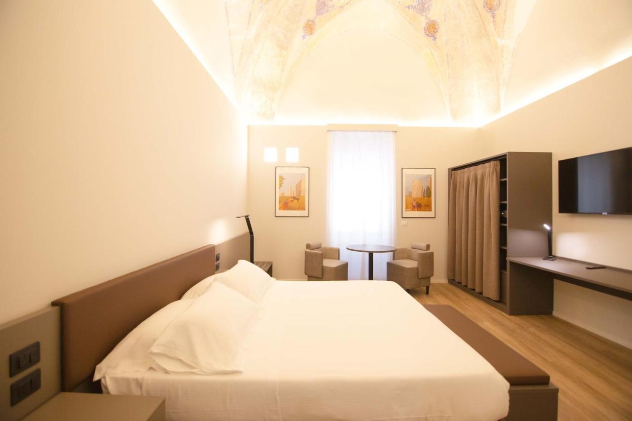 ברינדיזי Palazzo Bellocchi - Suites & Apartments מראה חיצוני תמונה