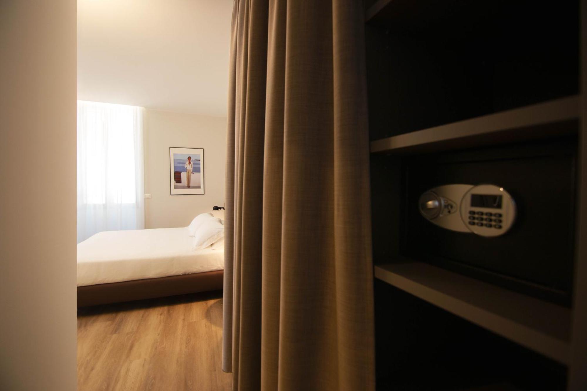 ברינדיזי Palazzo Bellocchi - Suites & Apartments חדר תמונה